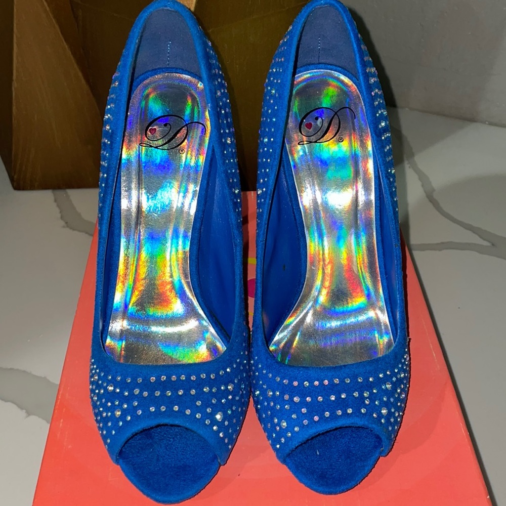 Delicious Hutch-S Rhinestone Open Toe Stilettos